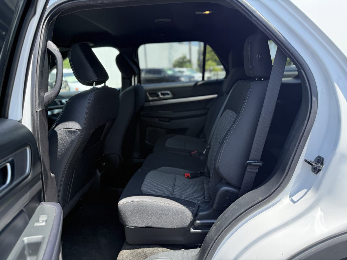 2018 Ford Explorer XLT - Photo 33