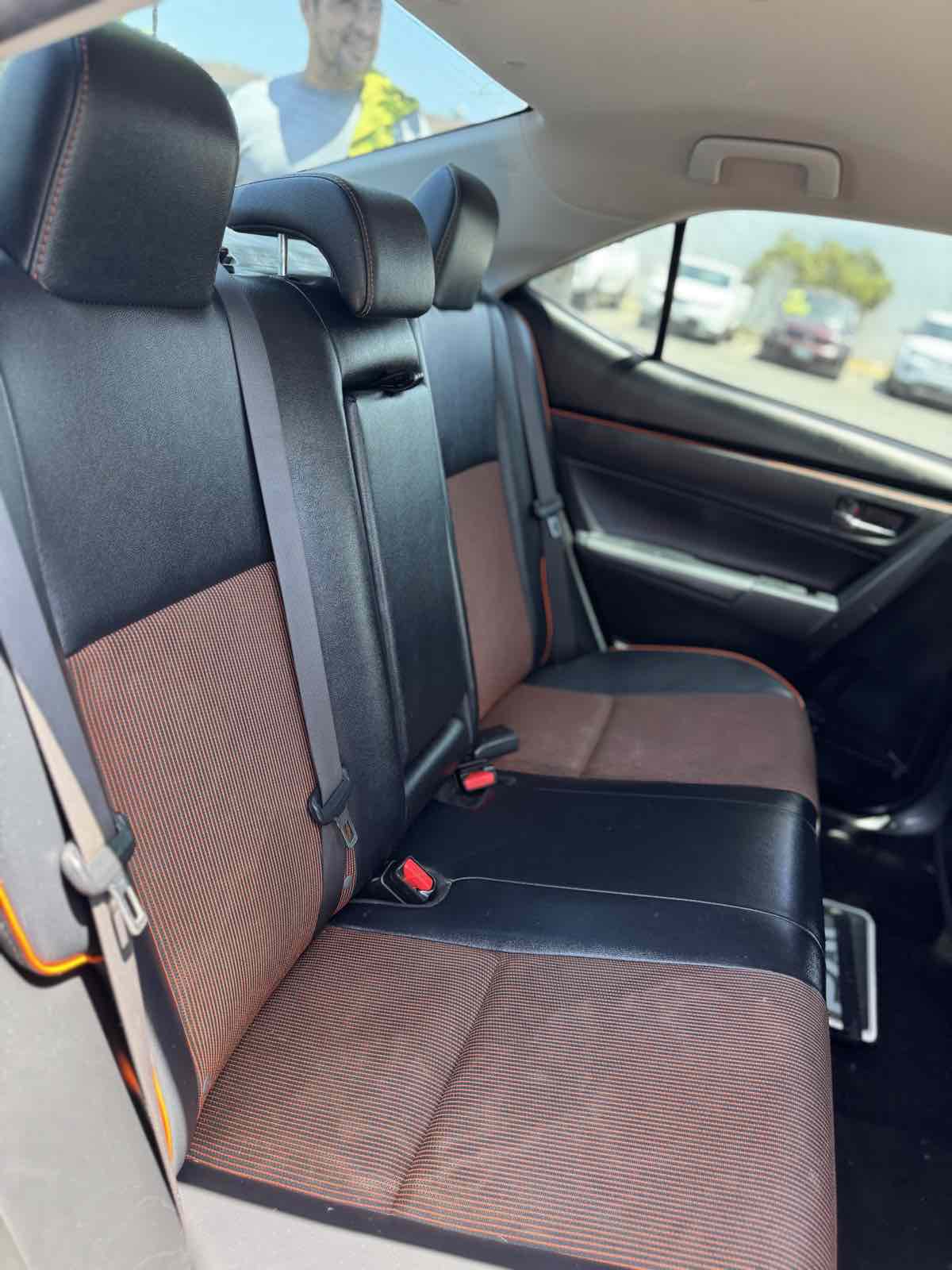 2017 Toyota Corolla SE - Photo 8