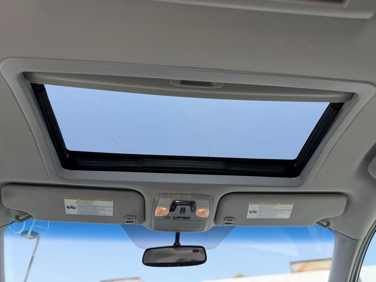 2017 Toyota Sienna XLE Premium - Photo 21