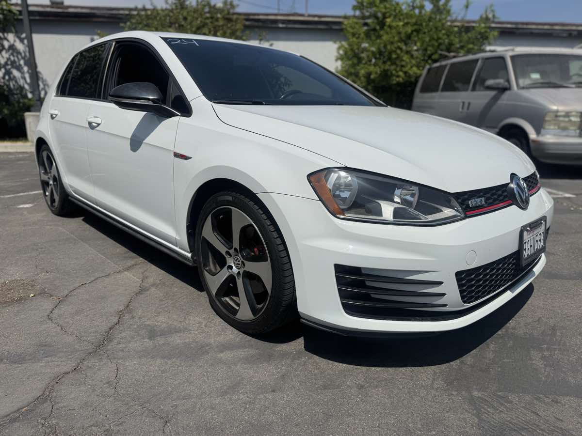 2017 Volkswagen Golf GTI S - Photo 4