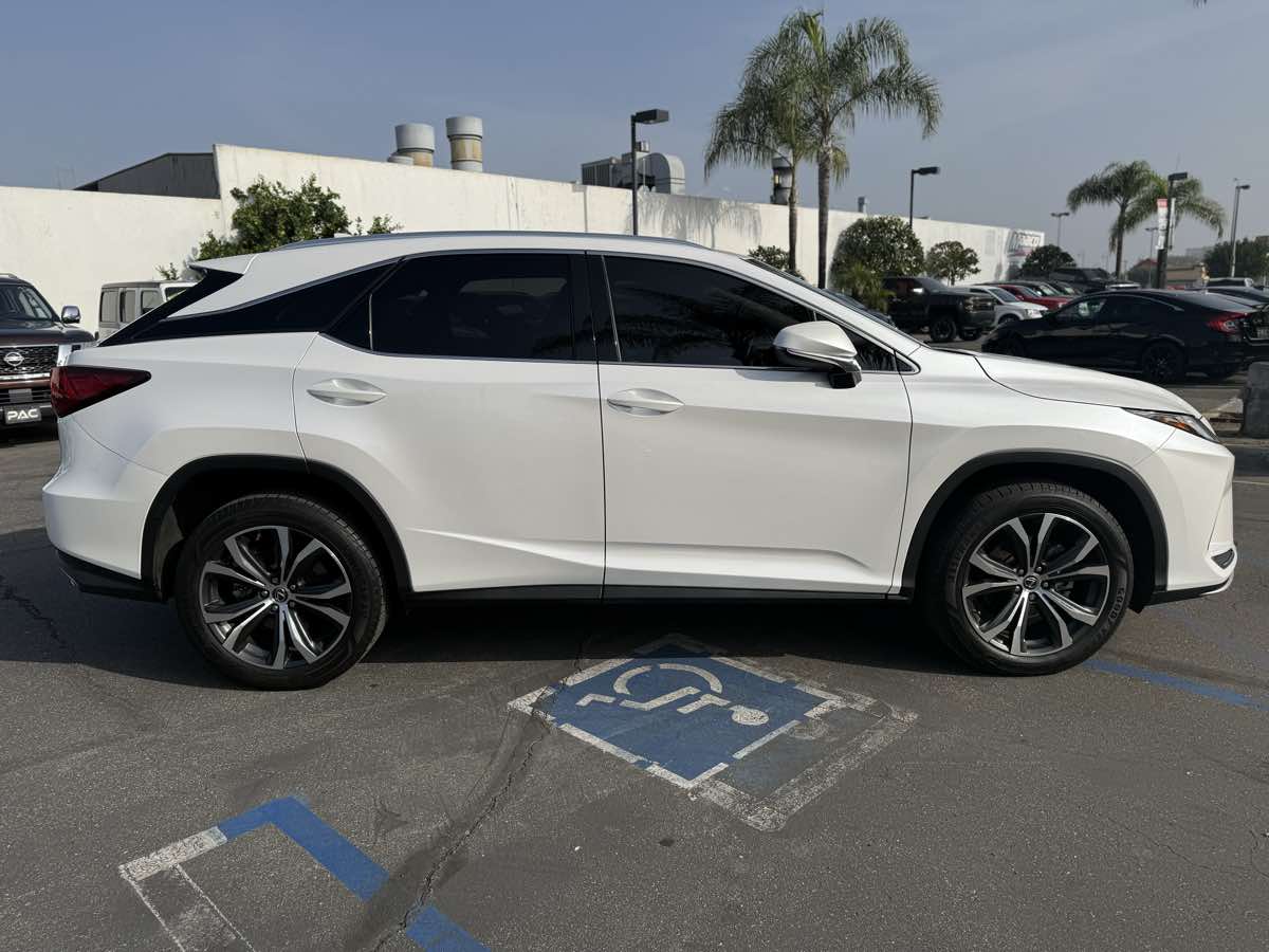 2022 Lexus RX 350 - Photo 4