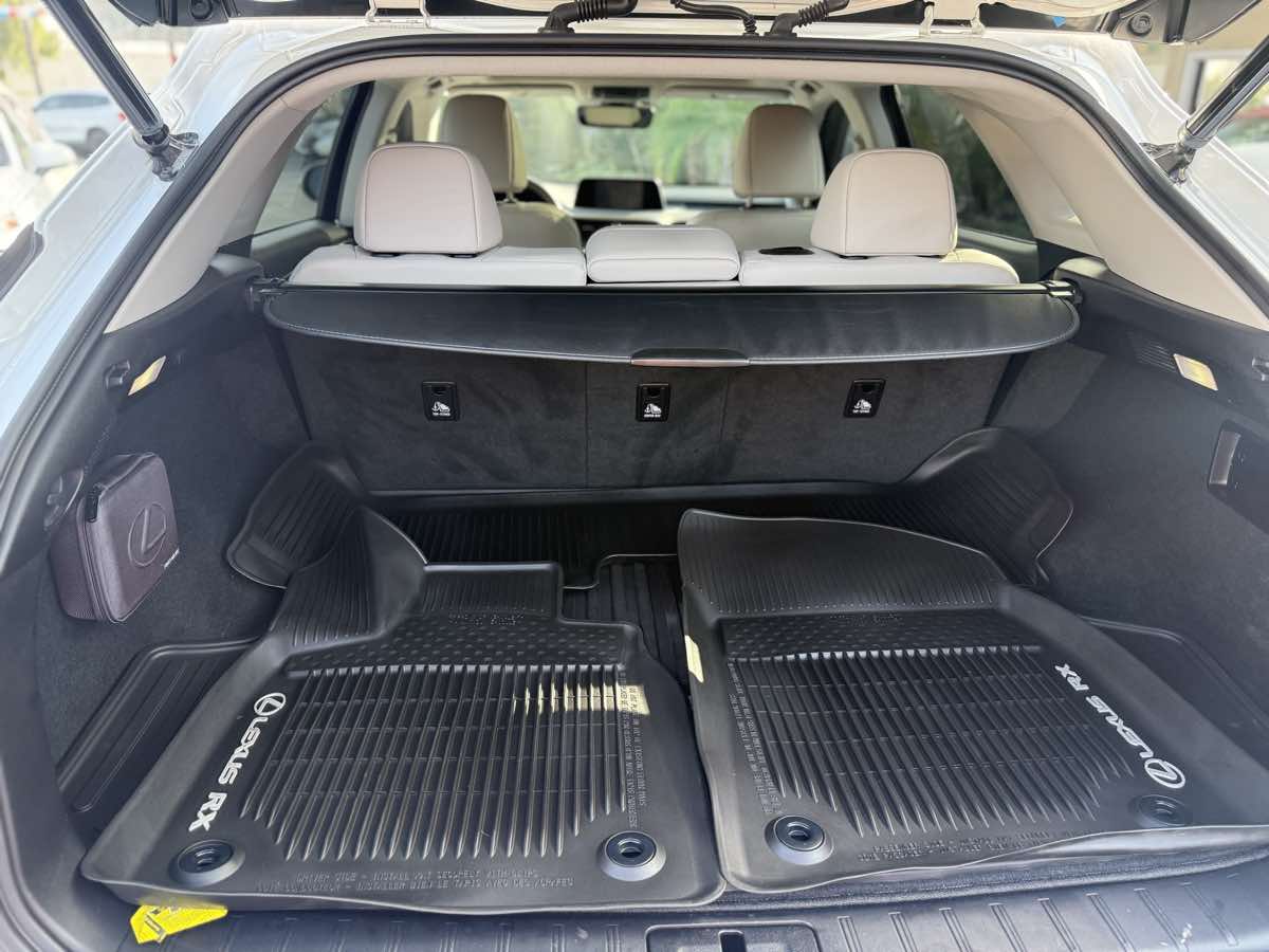 2022 Lexus RX 350 - Photo 9