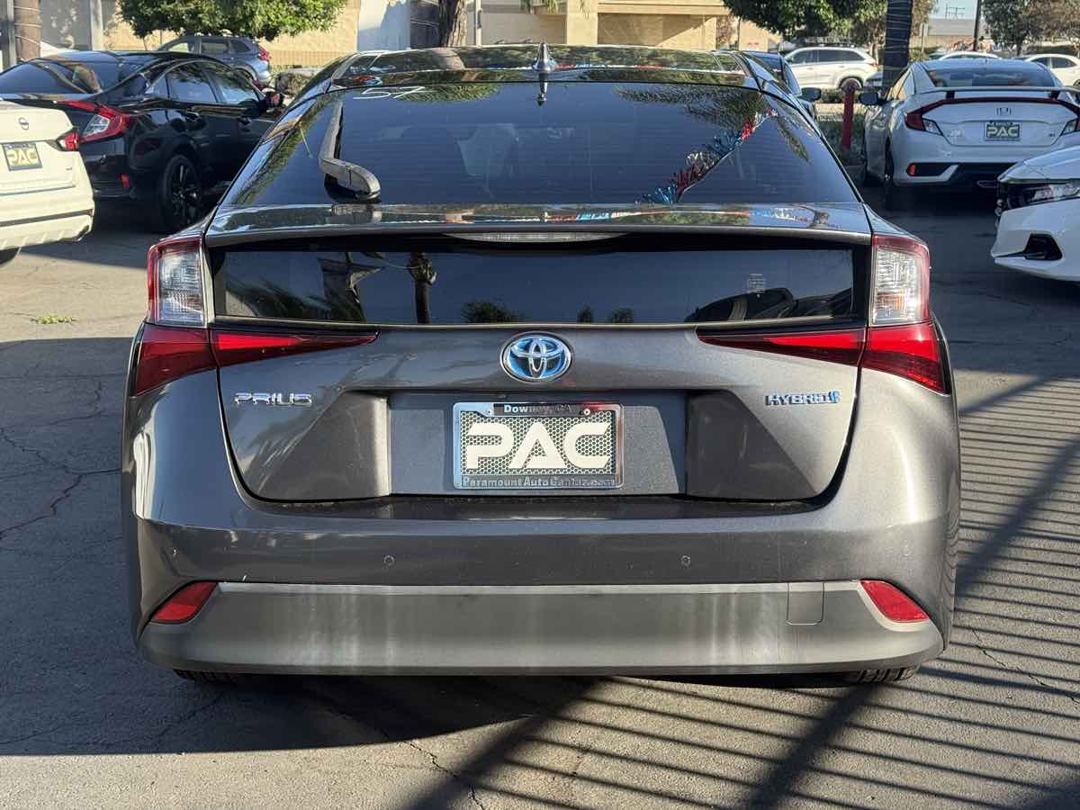 Toyota Prius photo 6