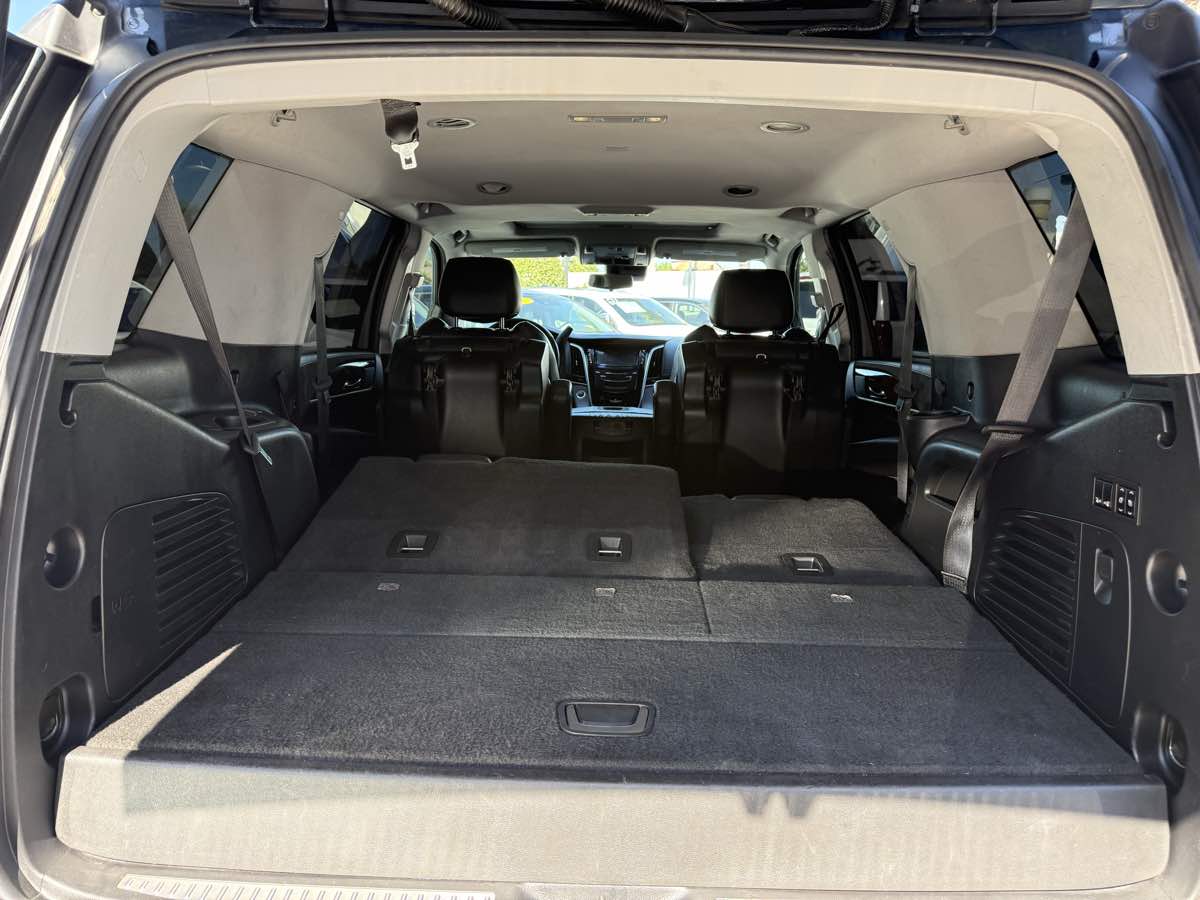 Cadillac Escalade photo 24