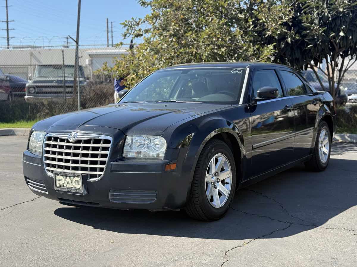2007 Chrysler 300 -'s photo