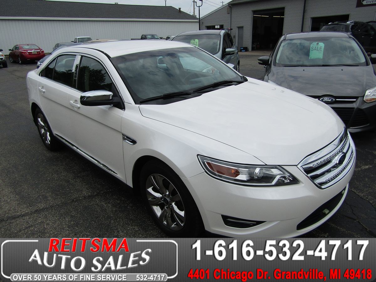 2011 Ford Taurus SEL