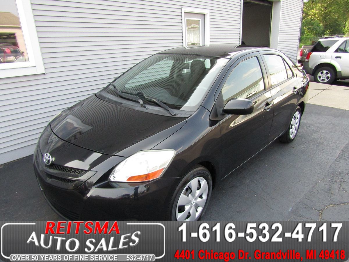 2007 Toyota Yaris Base