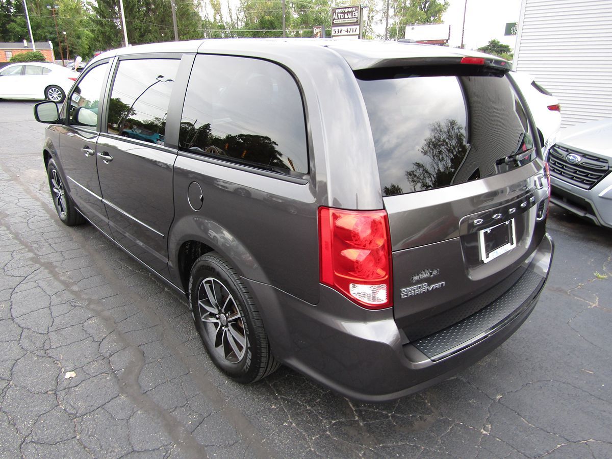 2015 Dodge Grand Caravan SE 3