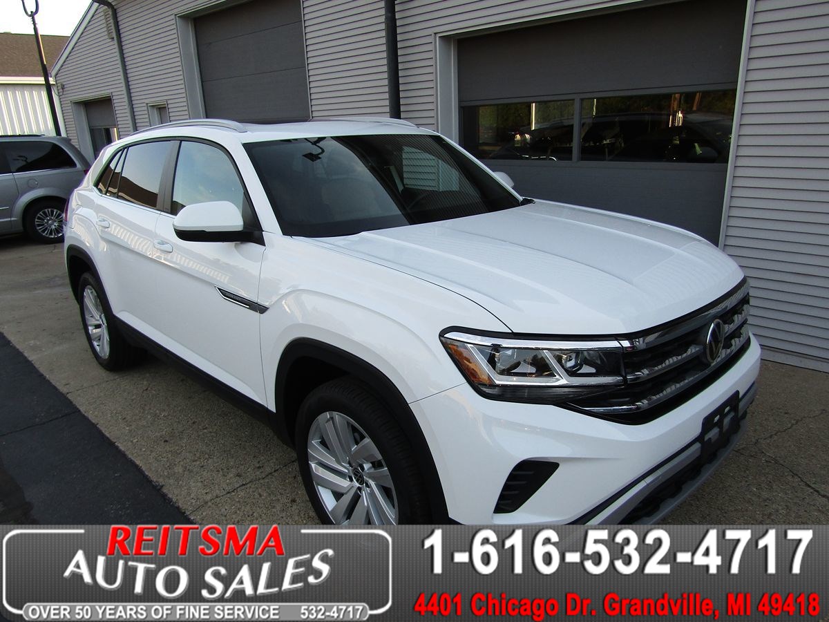 2021 Volkswagen Atlas Cross Sport 2.0T SE w/Technology