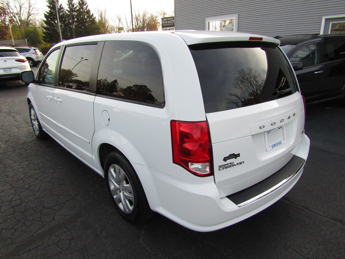 2016 Dodge Grand Caravan SE 3