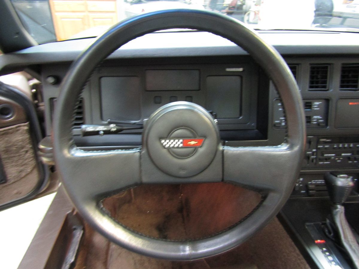 1985 Chevrolet Corvette  45