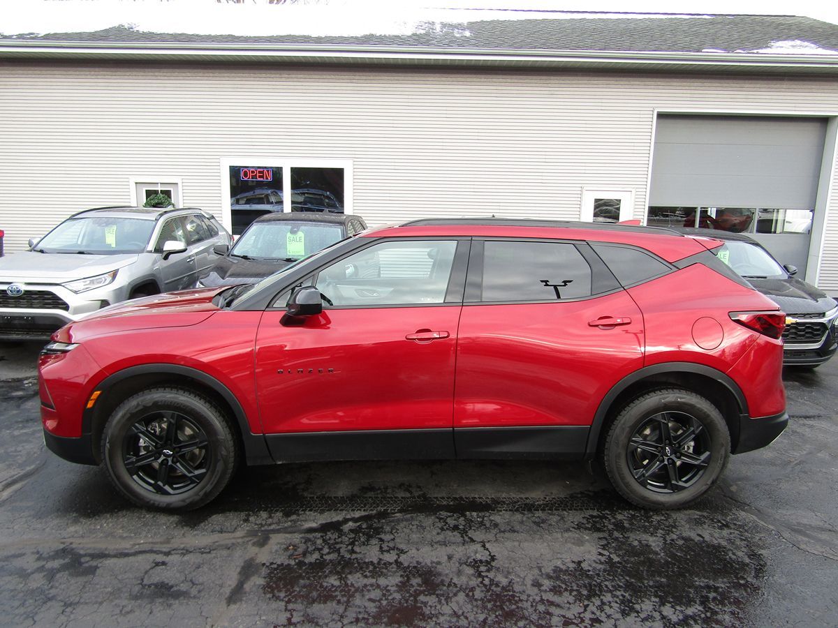 2023 Chevrolet Blazer LT 2