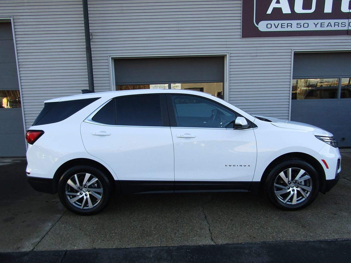 2022 Chevrolet Equinox LT 2