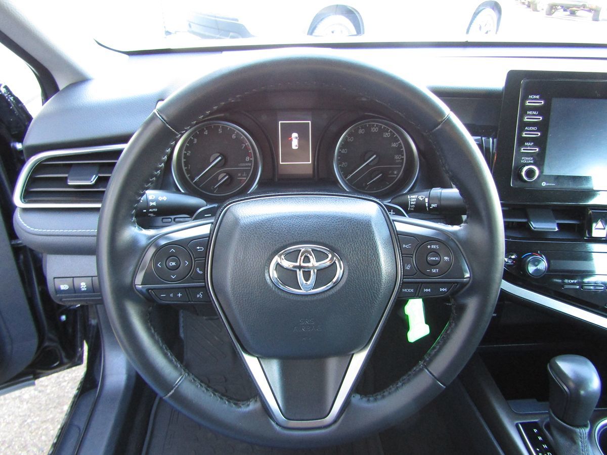 2023 Toyota Camry SE 6