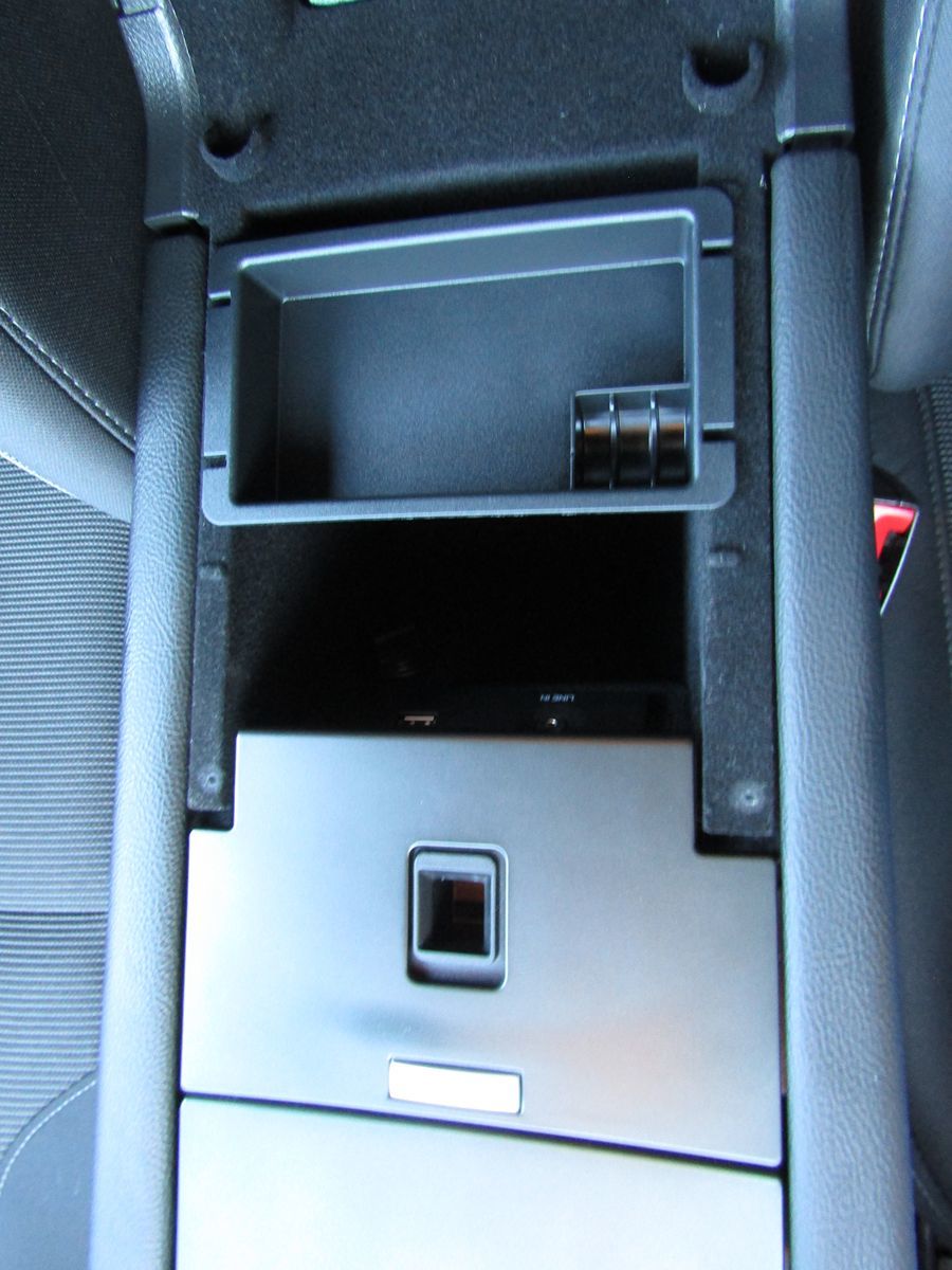 2017 Ford Taurus SEL - Photo 24