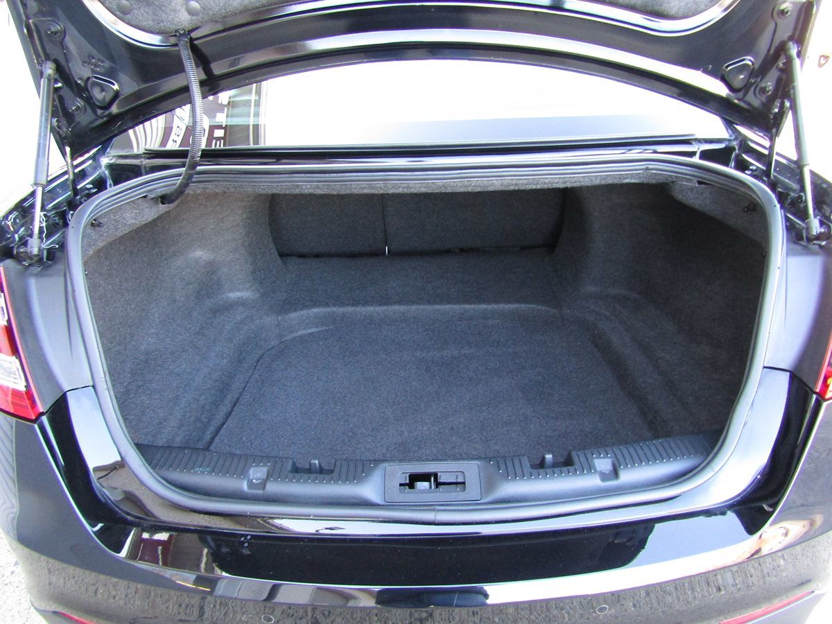 2017 Ford Taurus SEL - Photo 32