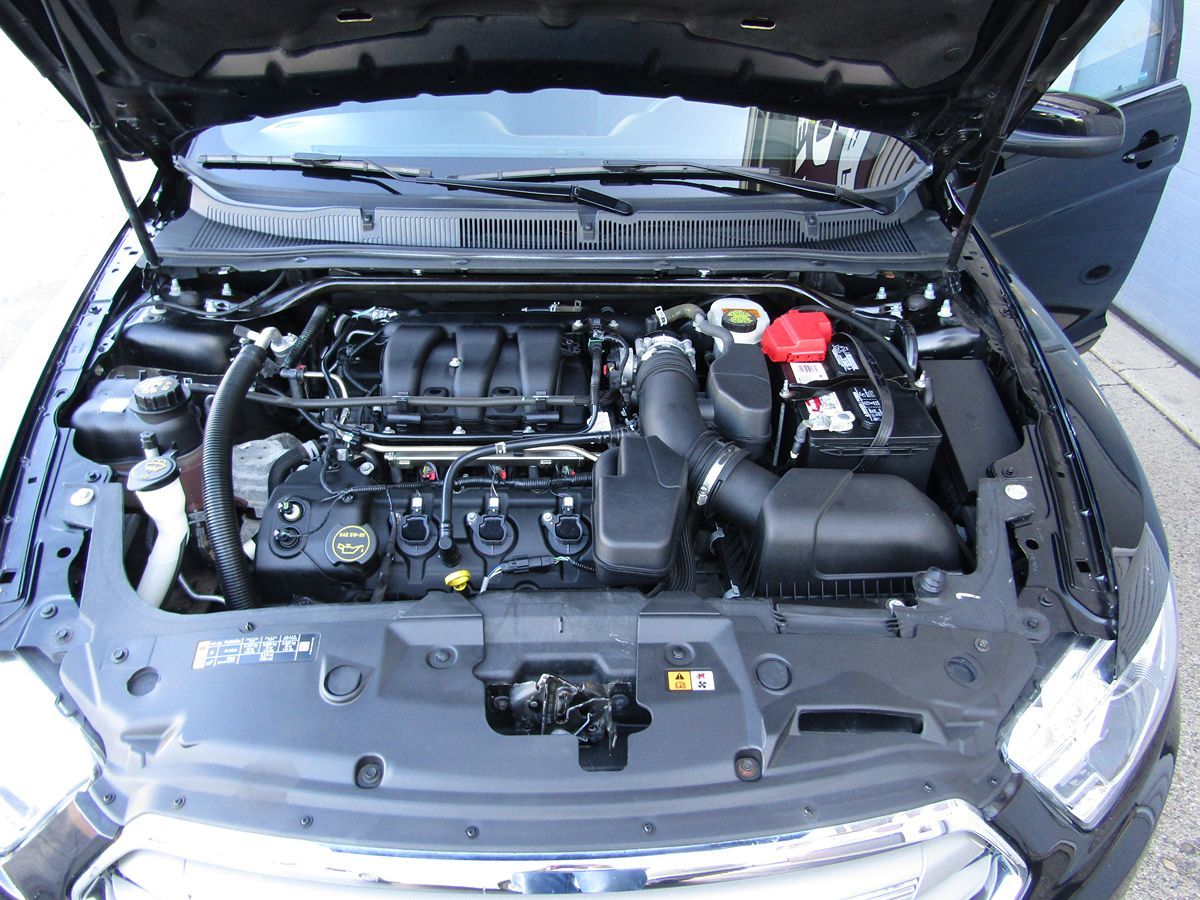 2017 Ford Taurus SEL - Photo 41