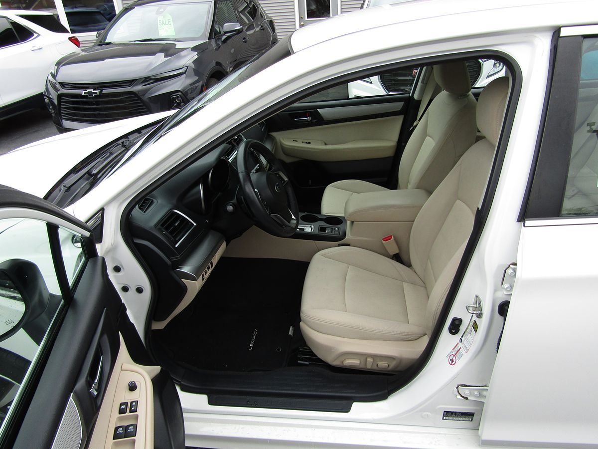 2019 Subaru Legacy Premium photo 4