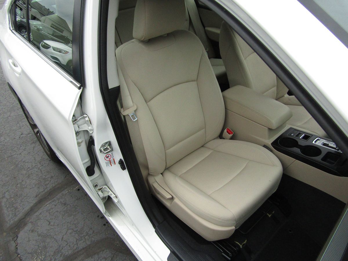 2019 Subaru Legacy Premium - Photo 34