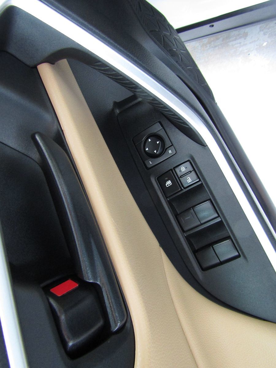 2022 Toyota RAV4 Hybrid LE photo 24