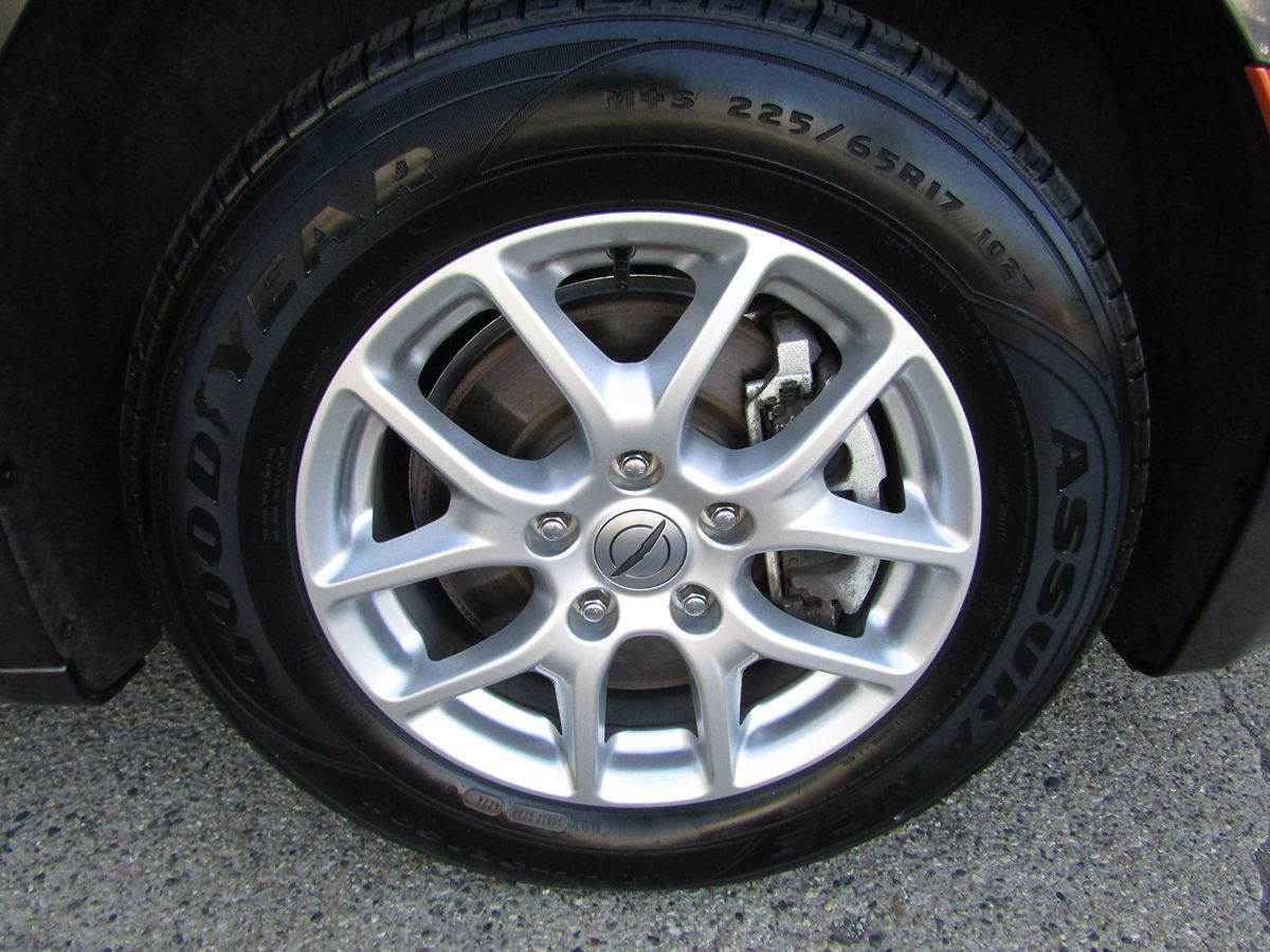 2023 Chrysler Voyager LX photo 30