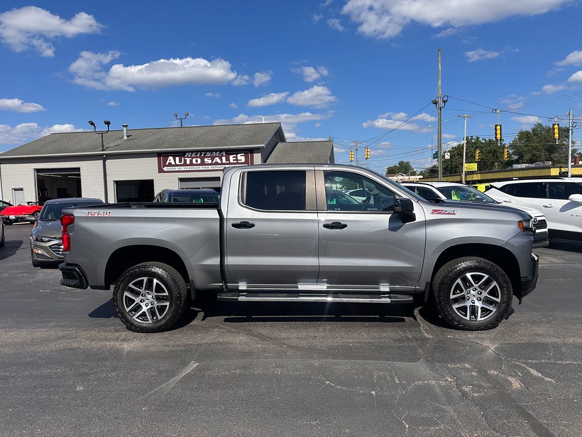2020 Chevrolet Silverado 1500 LT Trail Boss photo 2