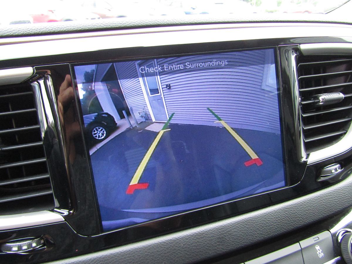 2017 Chrysler Pacifica Touring-L - Photo 17