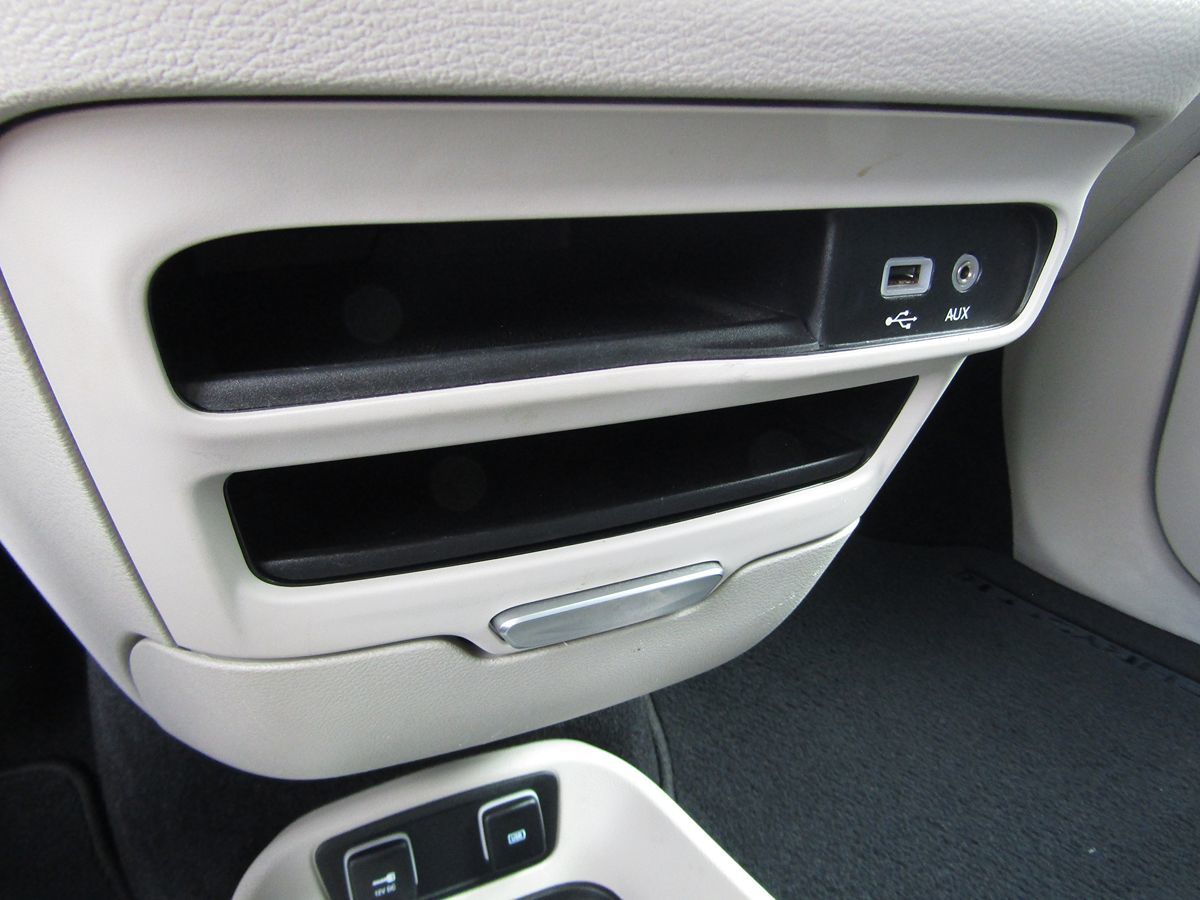 2017 Chrysler Pacifica Touring-L - Photo 20