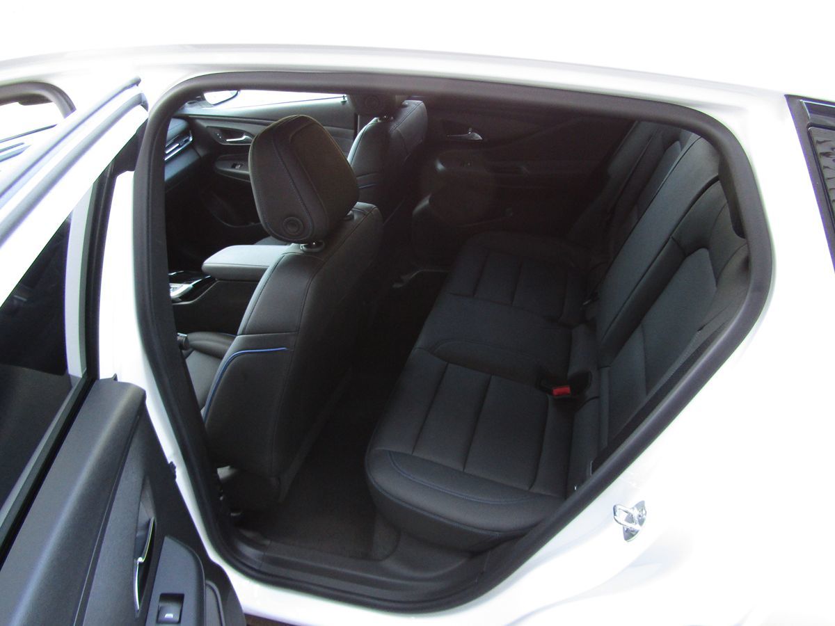 2024 Buick Envista ST photo 4