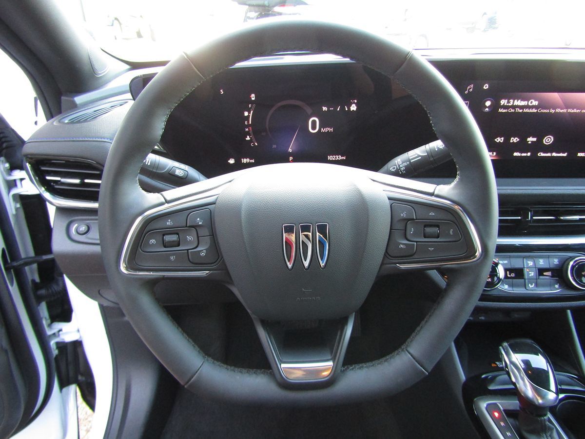 2024 Buick Envista ST photo 6