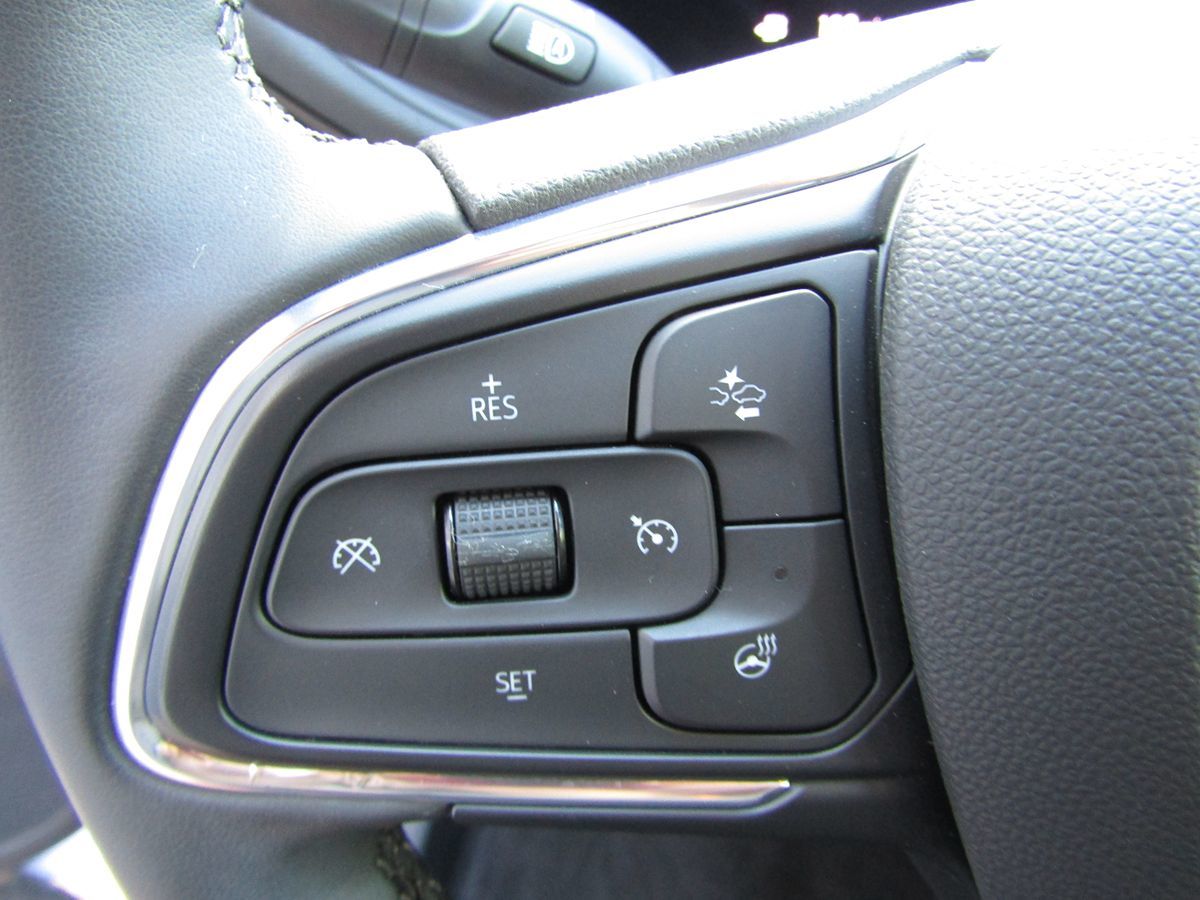 2024 Buick Envista ST photo 8