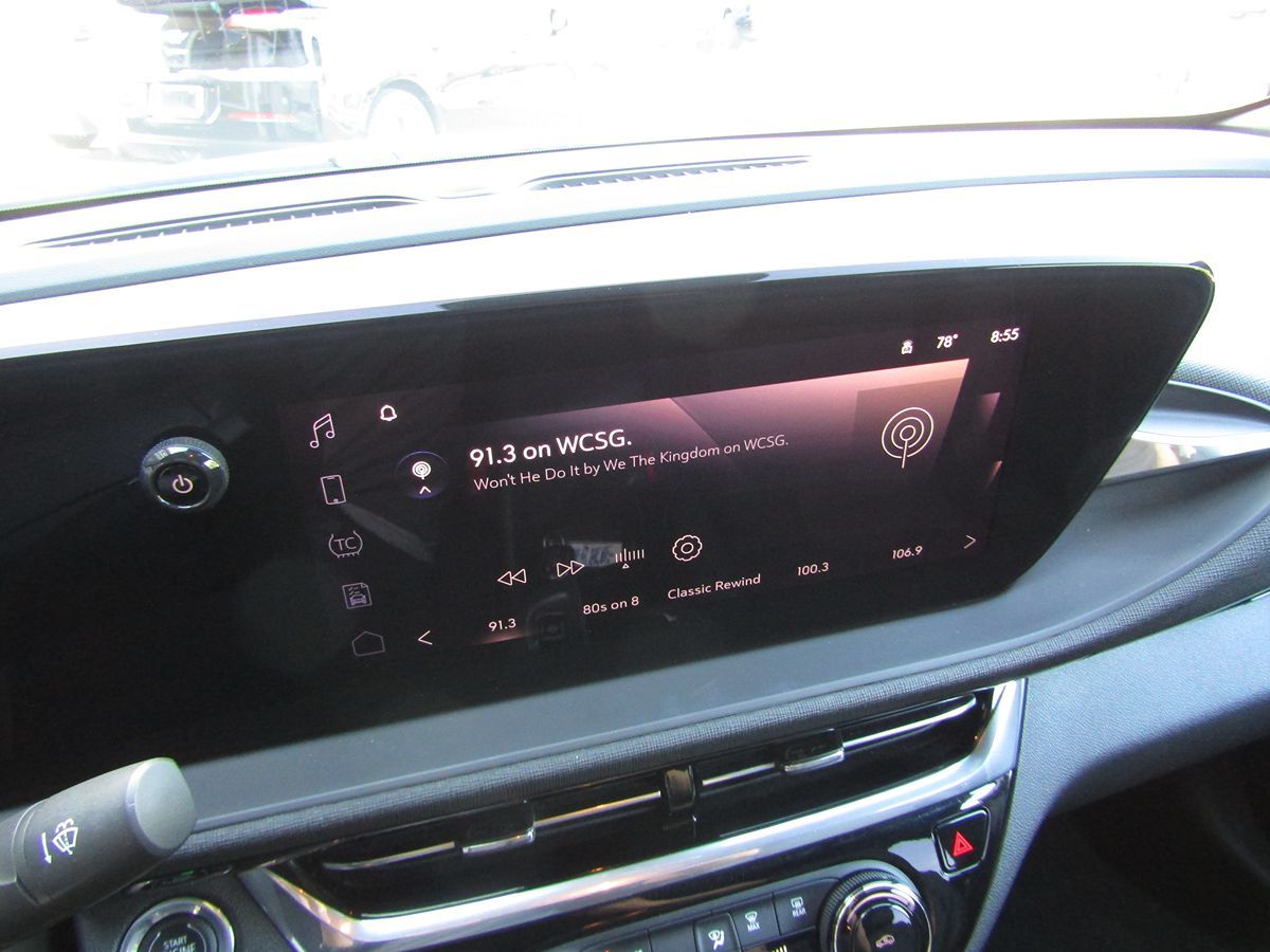2024 Buick Envista ST photo 10