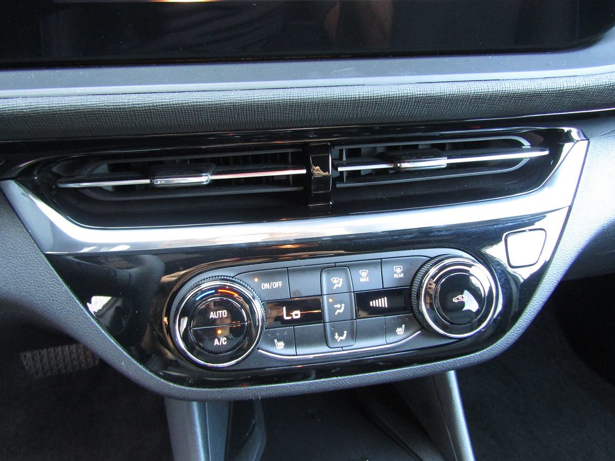 2024 Buick Envista ST photo 13