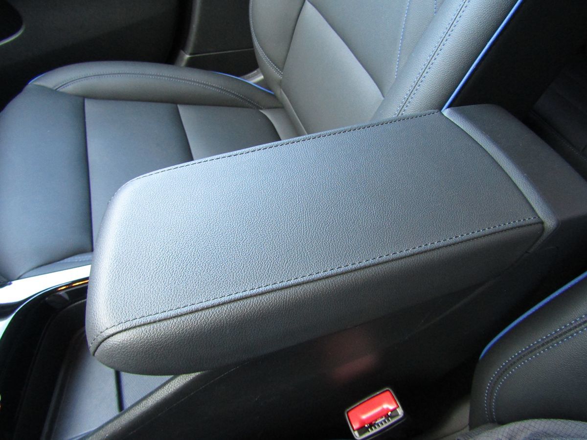 2024 Buick Envista ST photo 18