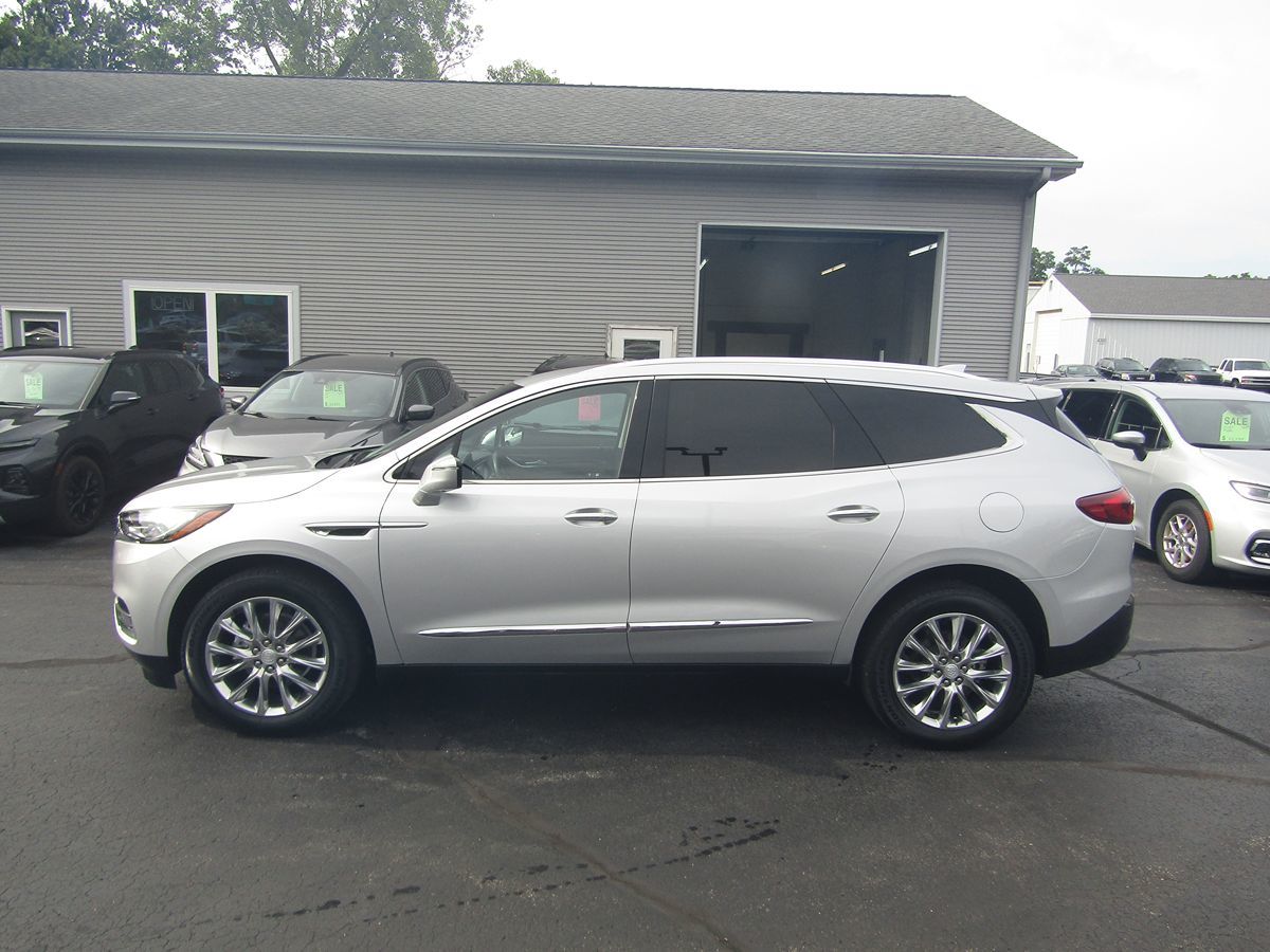2021 Buick Enclave Premium photo 2
