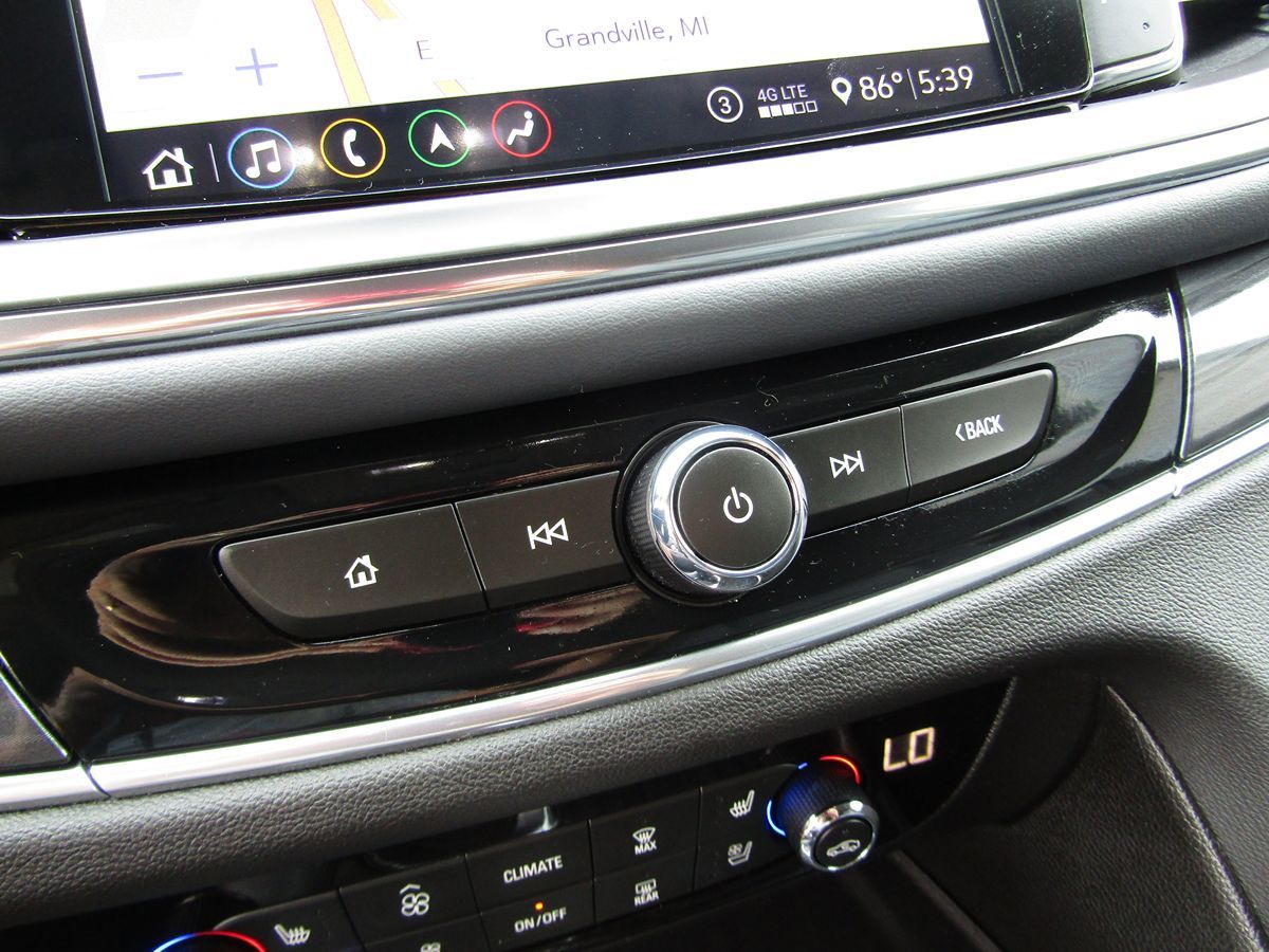 2021 Buick Enclave Premium photo 19