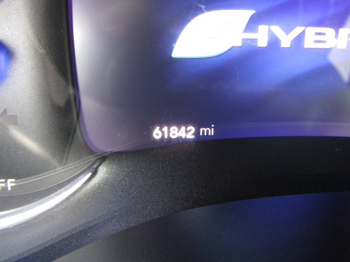 2017 Chrysler Pacifica Hybrid Touring Plus photo 10