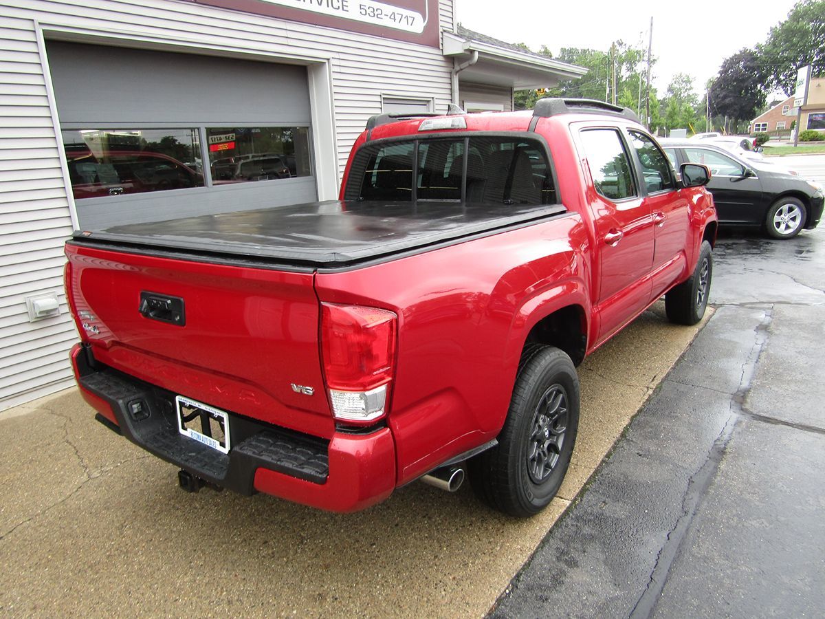 2016 Toyota Tacoma SR photo 3