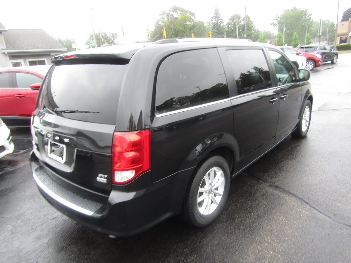 2018 Dodge Grand Caravan SXT photo 3