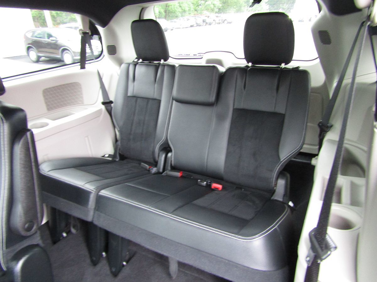 2018 Dodge Grand Caravan SXT photo 6