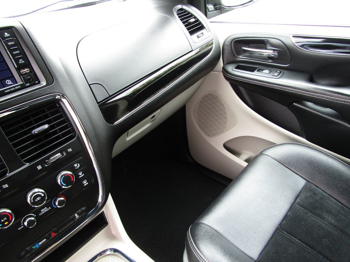 2018 Dodge Grand Caravan SXT photo 20