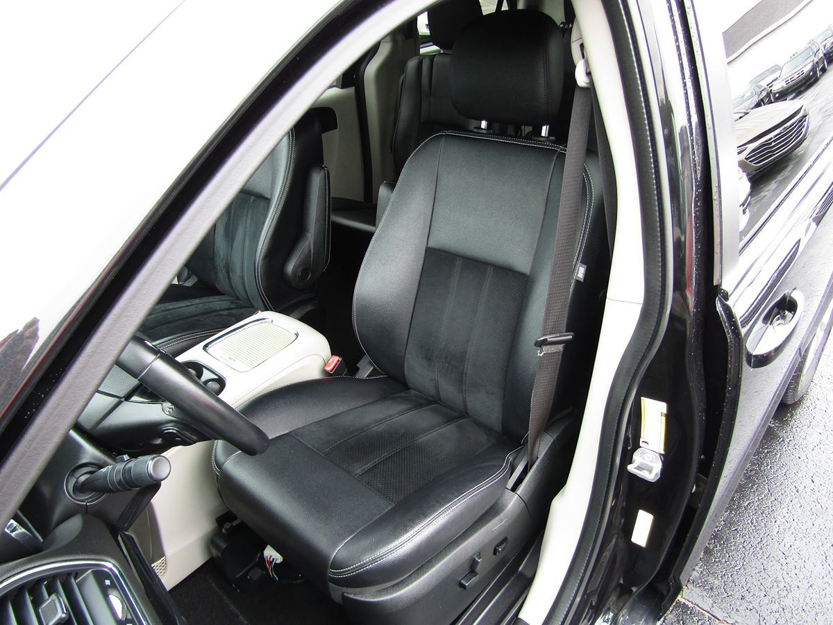 2018 Dodge Grand Caravan SXT photo 25