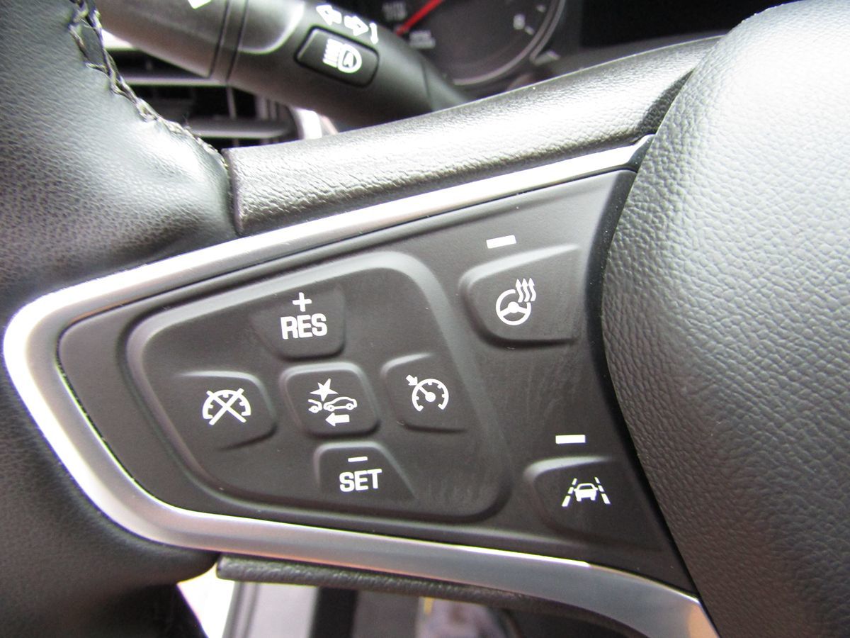 2023 Chevrolet Equinox LT photo 8