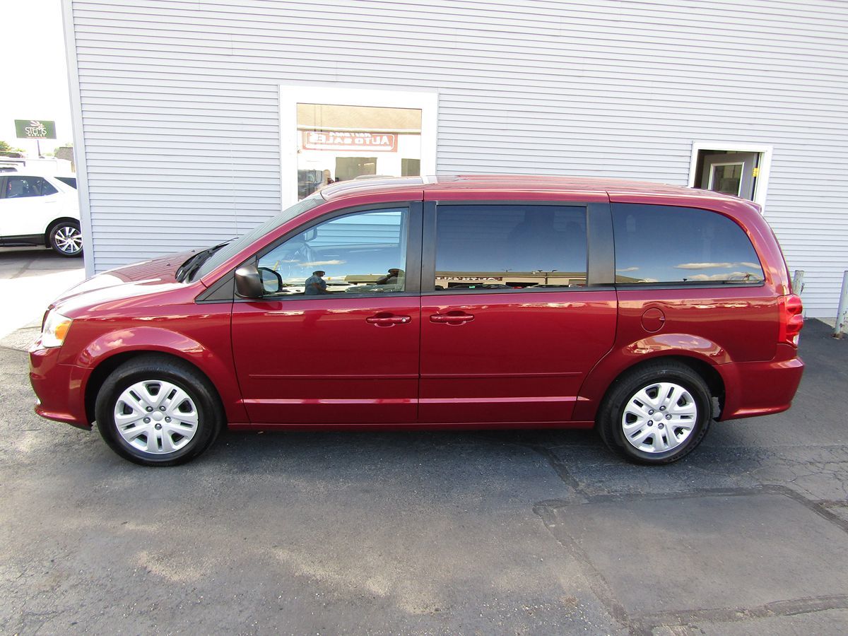 2014 Dodge Grand Caravan SE photo 2