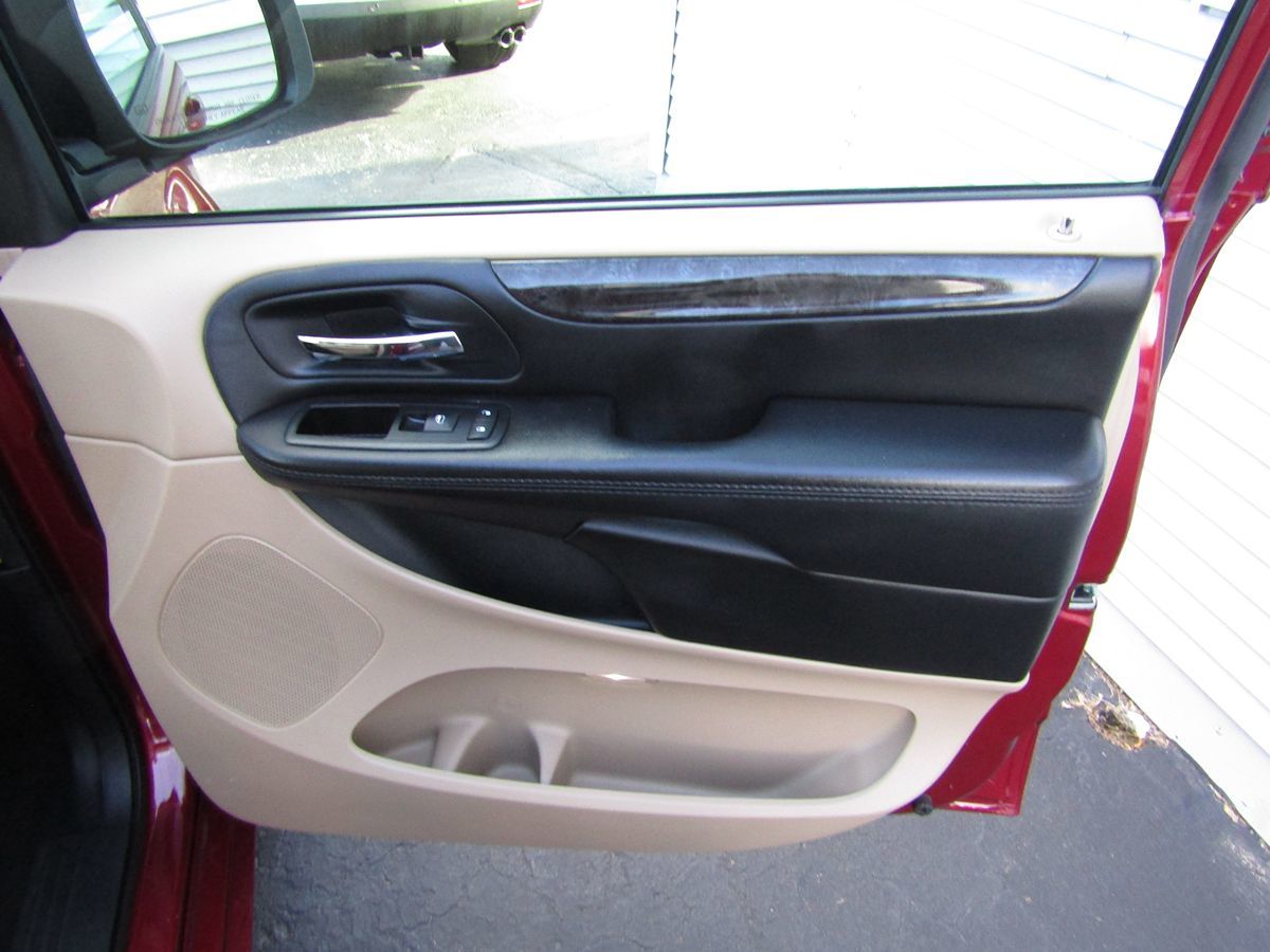 2014 Dodge Grand Caravan SE photo 20