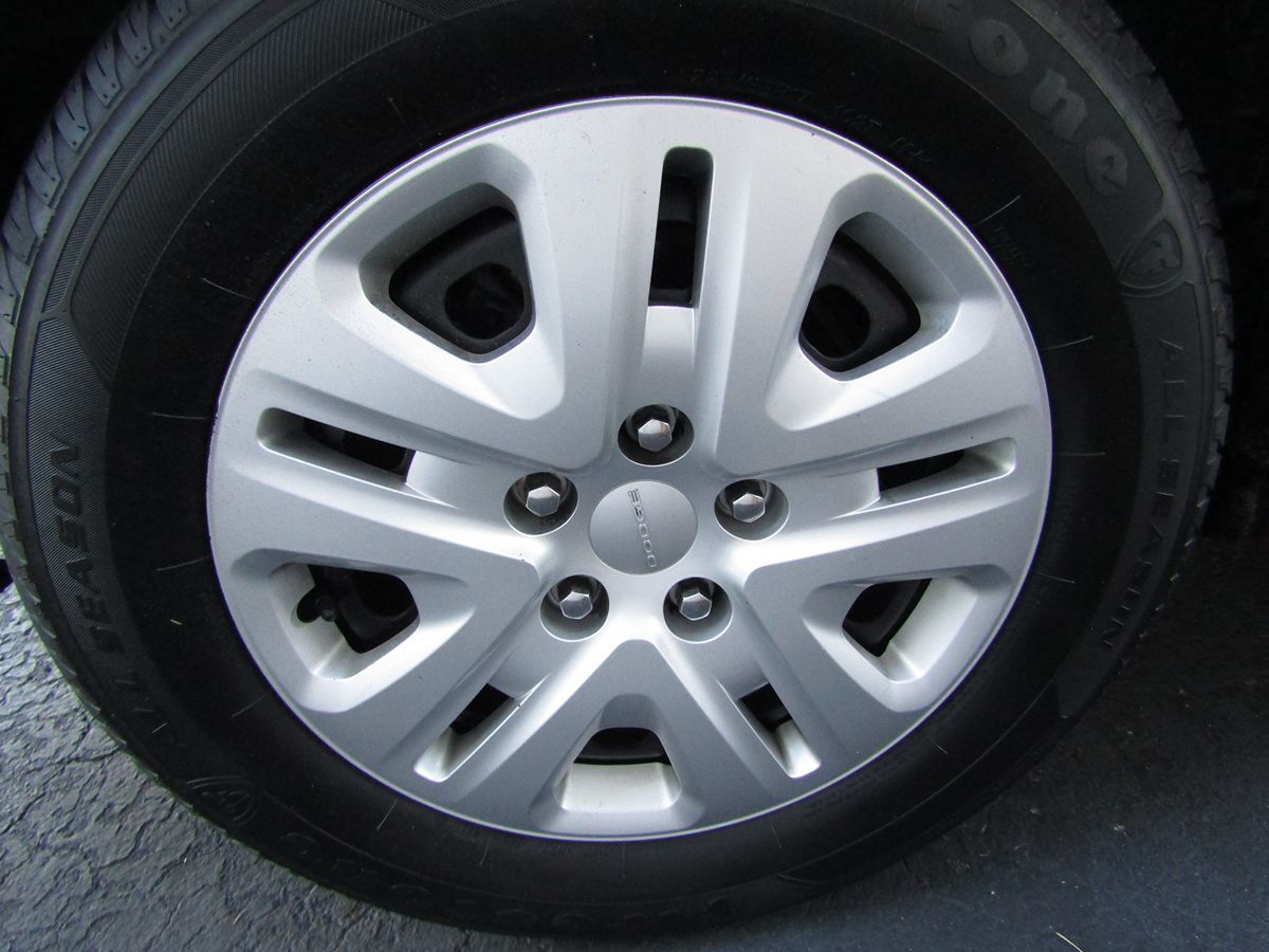 2014 Dodge Grand Caravan SE photo 25