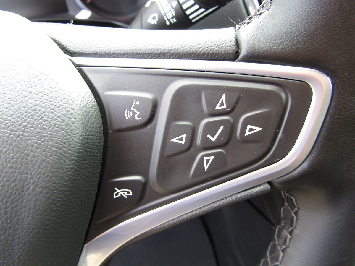 2023 Chevrolet Equinox LT photo 8