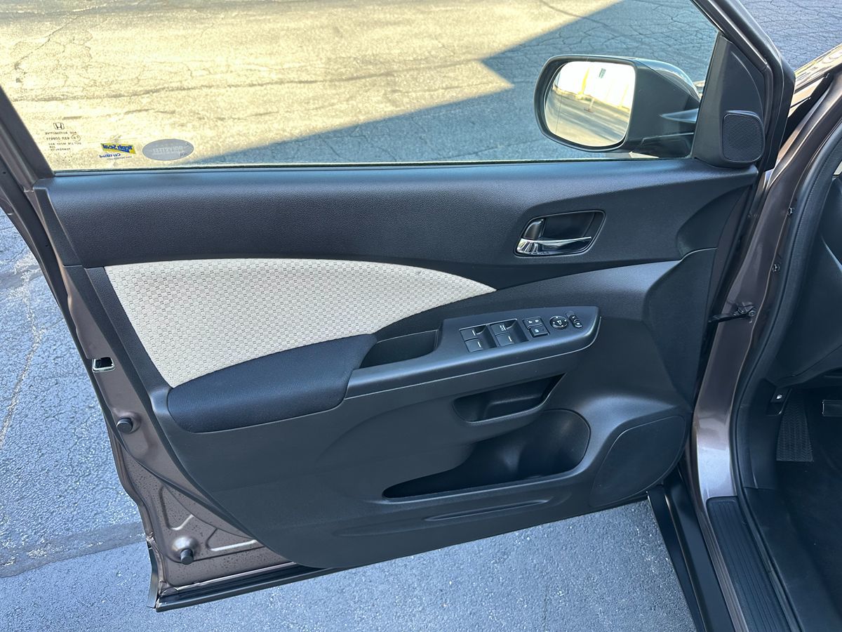 2016 Honda CR-V EX photo 25