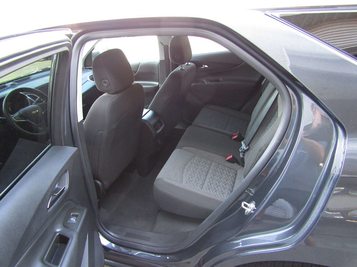 2023 Chevrolet Equinox LT photo 5