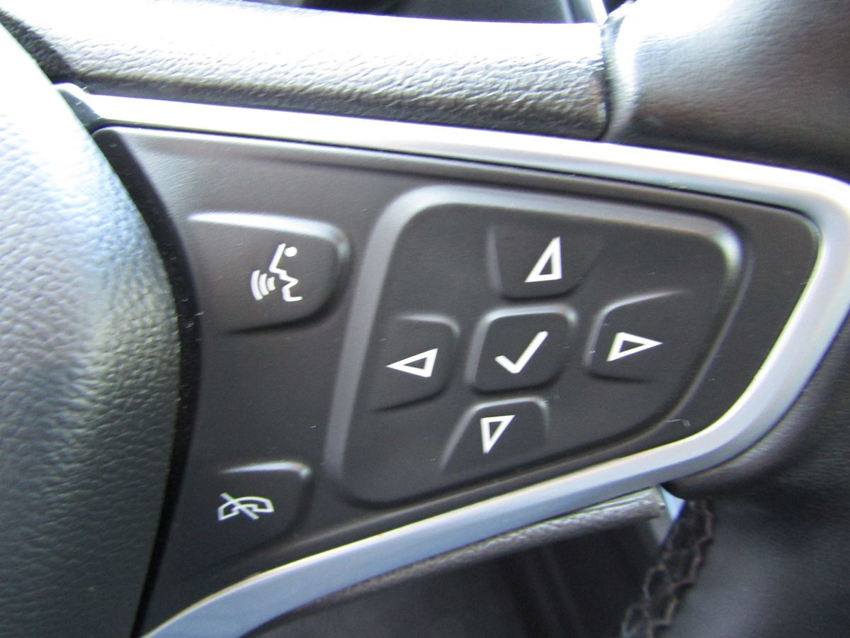 2023 Chevrolet Equinox LT photo 8
